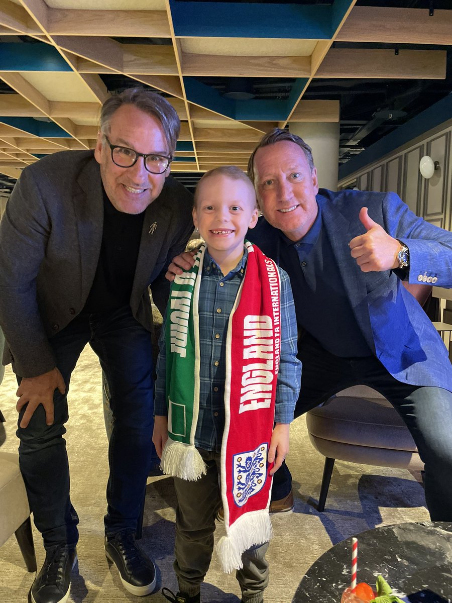 bamf_lufc's tweet photo. What a day already, Jayden is being treated like the superhero he is. Thank you so much @deborahpowell17 this is unbelievable 🏴󠁧󠁢󠁥󠁮󠁧󠁿 https://t.co/VbFFQFswB8