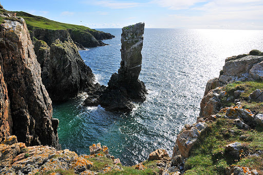 Book your Islay adventure this Easter at The Machrie. Enjoy a staycation with the Linger Longer offer of 15% off 4+ nights.

Islay has a multitude of Island activities perfect for all the family; e-bikes, sea kayaking and bird walking, etc. Visit the website for all information.