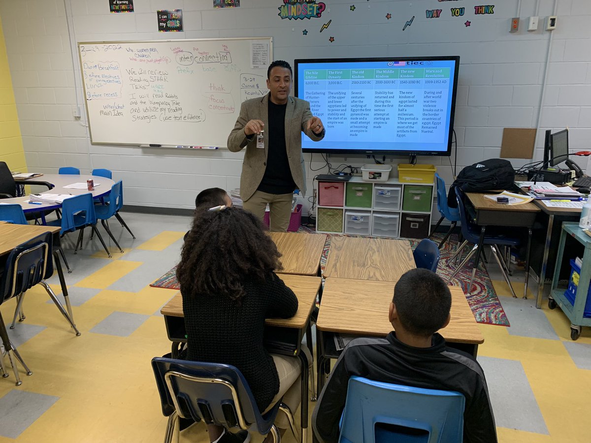 IamTyr1's tweet photo. Dr. Avellaneda makes a visit to Carroll Elementary to check on Egyptian students with @TexasConsortium. https://t.co/NHbB6aANWw