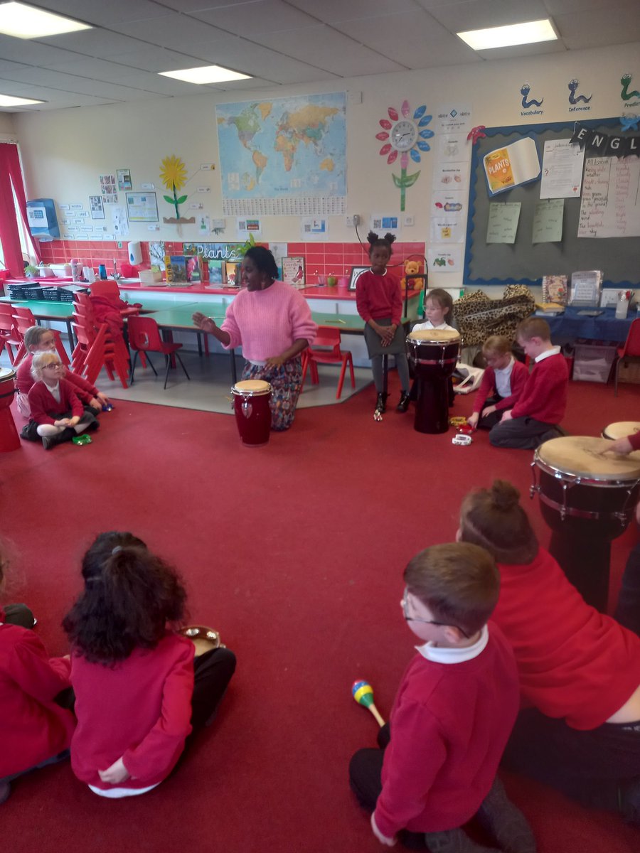 AnansiTheatre's tweet photo. Thank you for having us Allenton Community Primary School!!
We loved sharing Anansi the Spider with some of your Year 2s today 🕷
We used drums, music and physical theatre 😁
@SamBeckettJr1 @LNicWhitter
@AllentonPrimary
#workshops #Africandrumming #anansithespider https://t.co/tYp0gsHWLi