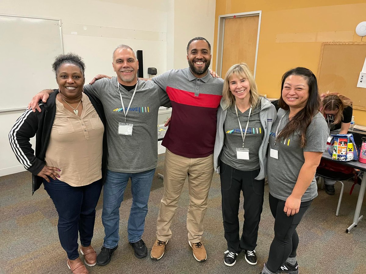 PavePrevention's tweet photo. The first round of MACRO training started this week.
Here's a sneak peek at our first day in Oakland.
Stay tuned for more updates!
#PAVE #PAVEPrevention #MACRO #Oakland #ViolencePrevention #Community #CommunityResponseTeam https://t.co/6DUYpEytkR