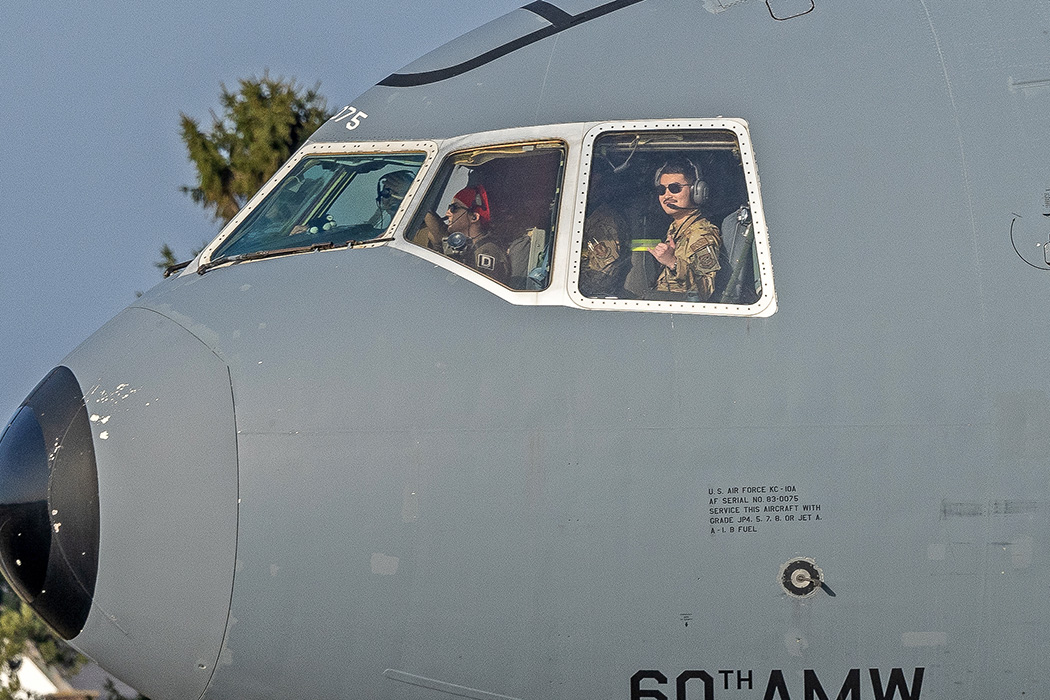 Tasking from @RAFMildenhall a #happycrew onboard #KC10 of the @349AMW a @USAFReserve unit under the 60th AMW from Travis AFB #AFRC #AFReserve #ReserveReady #ReserveResilient #ReserveReform #aviationphotography #Aviator