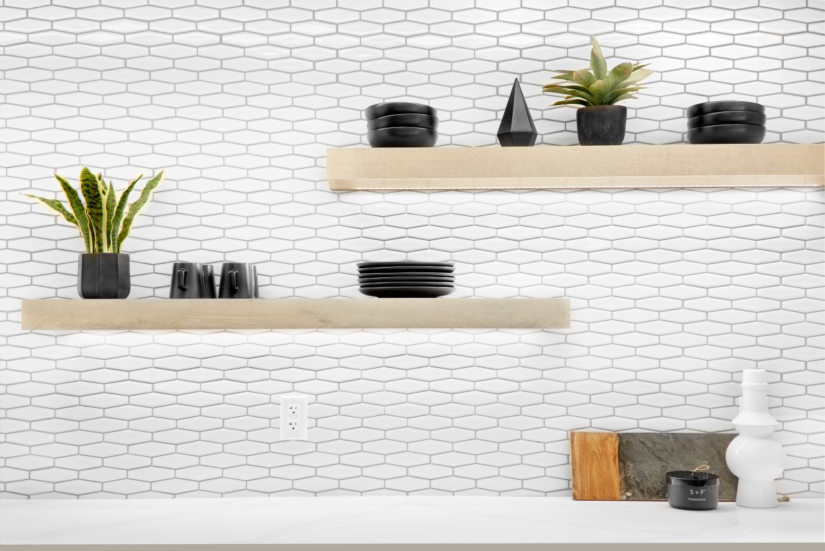 D E T A I L S

Adding open shelving to your kitchen is a great way to showcase your favorite dishes &amp; décor.