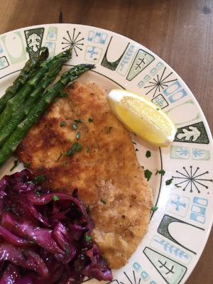 Raise funds for Ukraine. Chefs Dan Smith, Peter Schonman, and I are doing "Schnitzel Fest" Dinners To Go. Profits go to World Central Kitchen. Pick up date April 21st, 3 locations. More info and place your order at psdinnersready.com/index.php?main…...
#worldcentralkitchen #benefitukraine