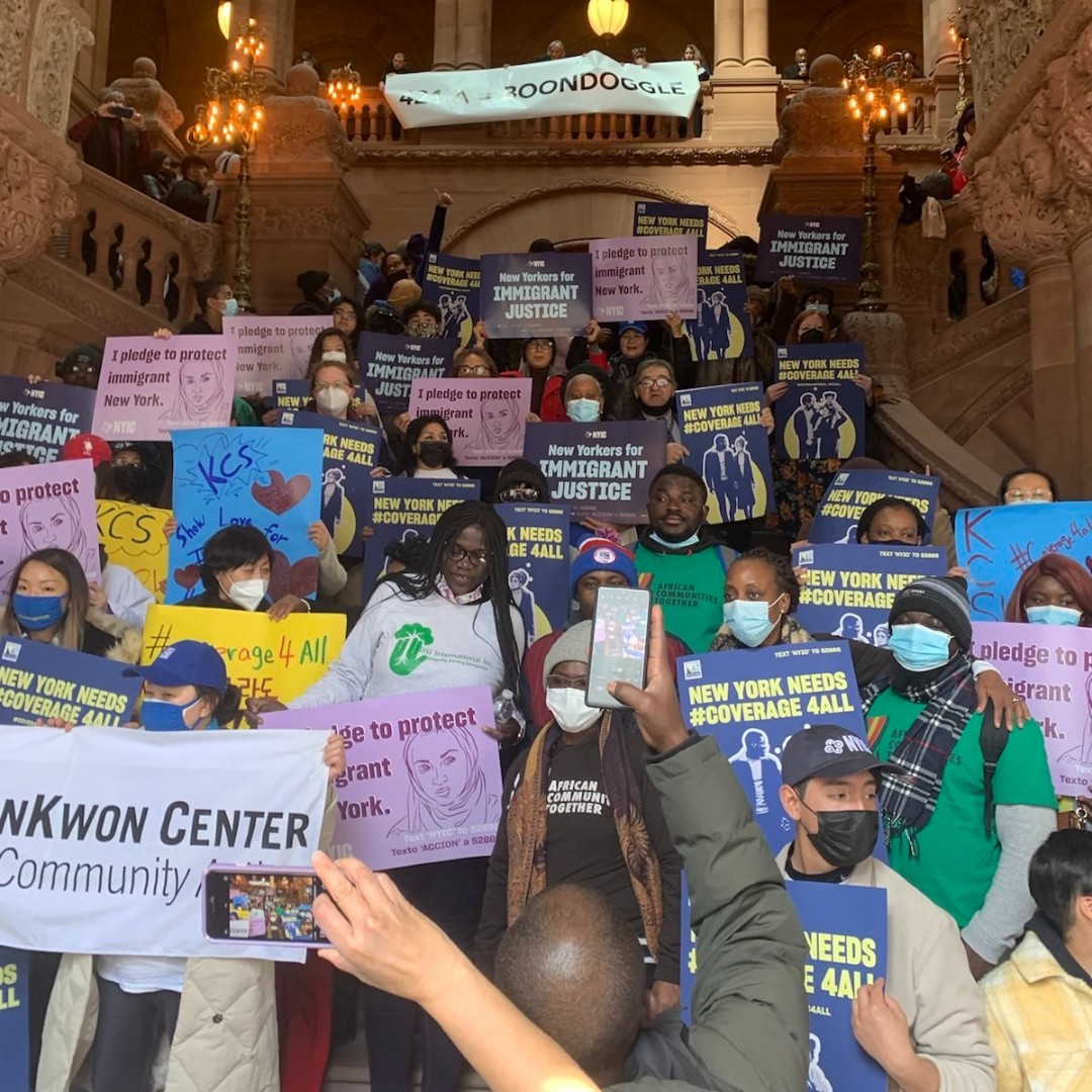 🔴HAPPENING NOW: Faith in New York is showing up! Community leaders gather in Albany to demand🩺#Coverage4All, ⚖️#LegalServicesFunding, &👷🏾‍♀️#ExcludedWorkerFund in the budget.  @GovKathyHochul can deliver justice for immigrant NYers, who have placed their lives on the line for NY!