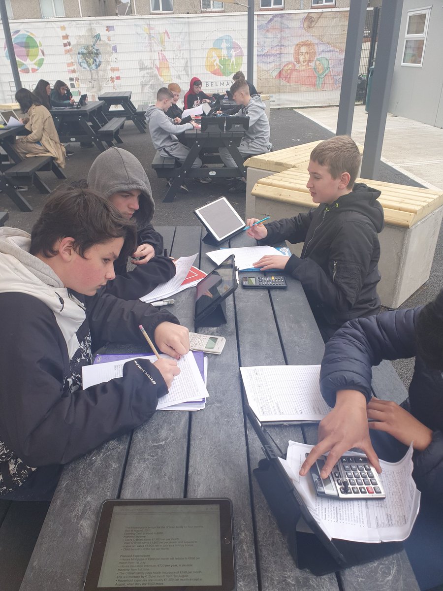 COBTeach's tweet photo. First years wrapping up on Household Budgets by working outside on their task. Great to see the students working together on their budgets! 🧾💰
#edchatie #JCBusiness @BelmayneEtss https://t.co/niwYNwUJIi
