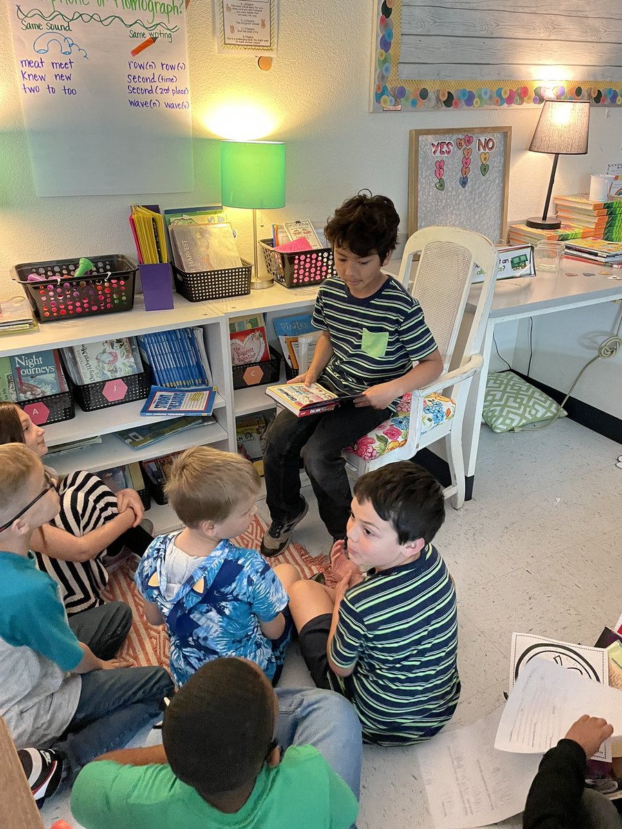 Elizabeth Vines tweet media