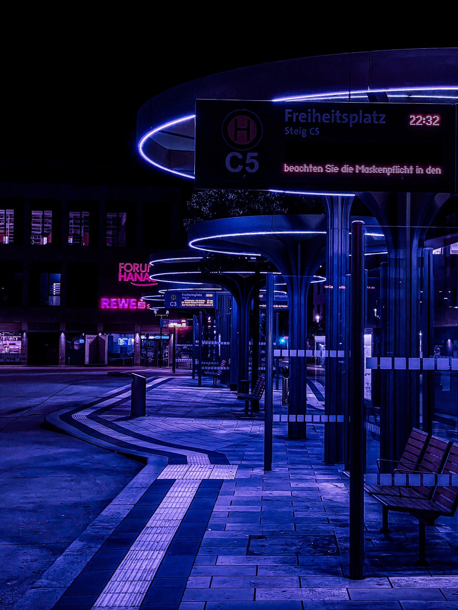 Bus Station Aesthetic
-
Insta: @lit08cyberpunk 
-
#bladerunner #bladerunnerrealworld #cyberpunkreality #night_owlz #night_gram #night_shooterz #night_shots_ #night_captures #darkmobs #streetgrammers #streetgrammer #street_vision #streetphotography #street_ninjas #street_unseen
