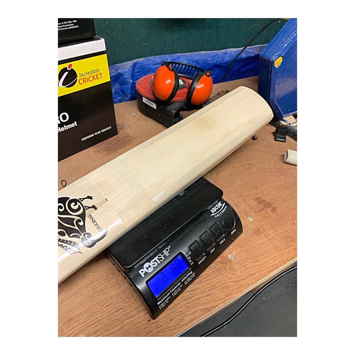 Some fantastic weights currently on offer across our various bat grades 🔥😍

Please get in touch to enquire!

#KiwiCricket #KiwiFamily