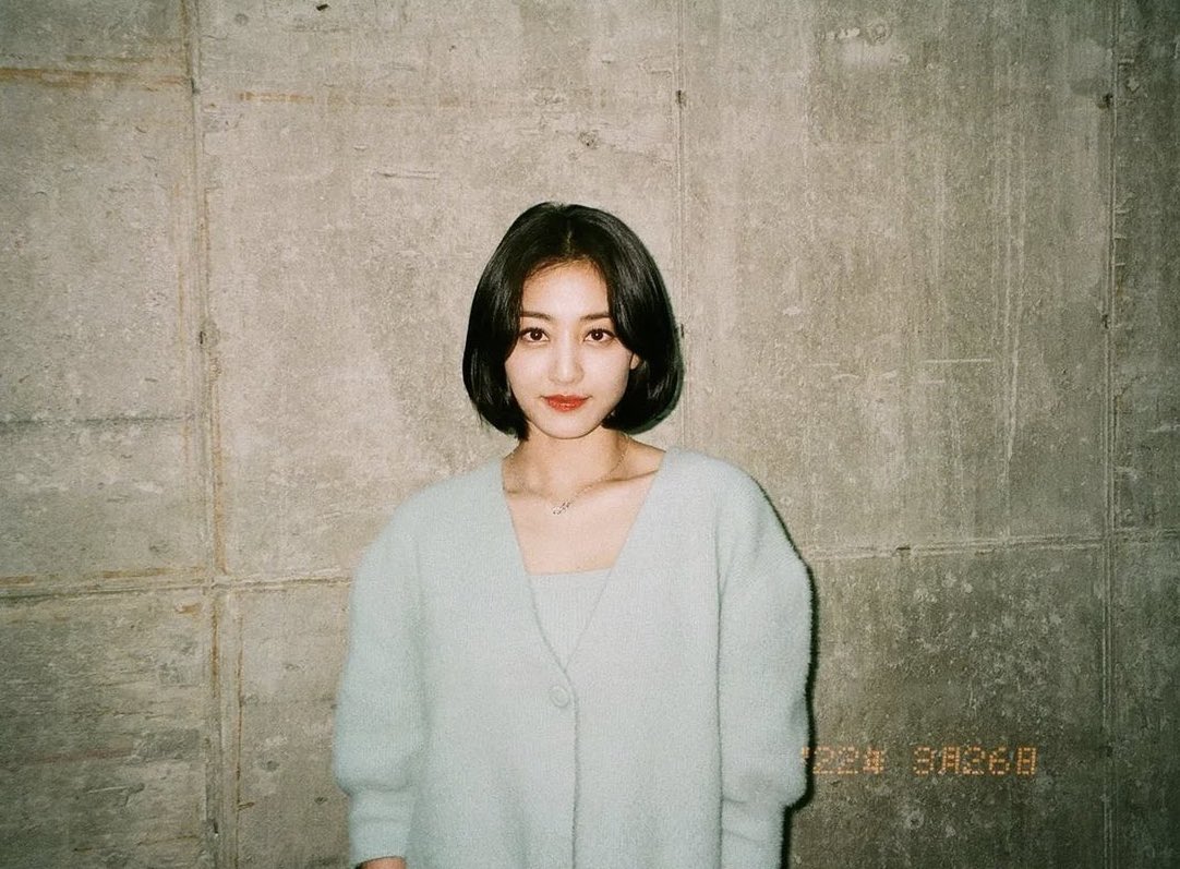 jihyopictures's tweet photo. park jihyo the woman that you are today https://t.co/jlOe42QpFA