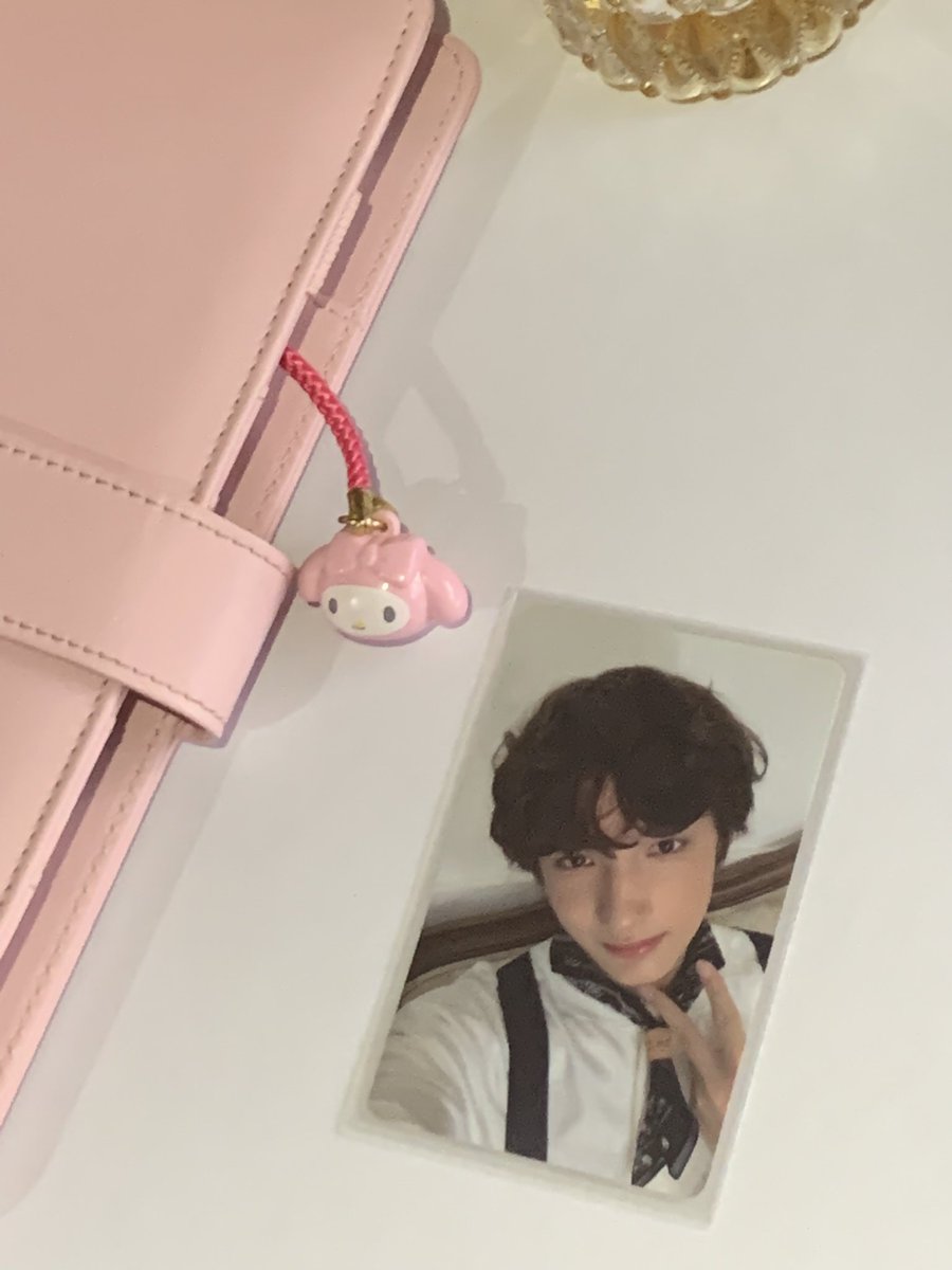 KTHYUN0IR's tweet photo. — mail !! 💌
 thank you sm @304kive for letting me adopt huening sg20 super pogi ! the pc arrived very safely 🫶🏻

 #from304kive https://t.co/43znLvuW5w