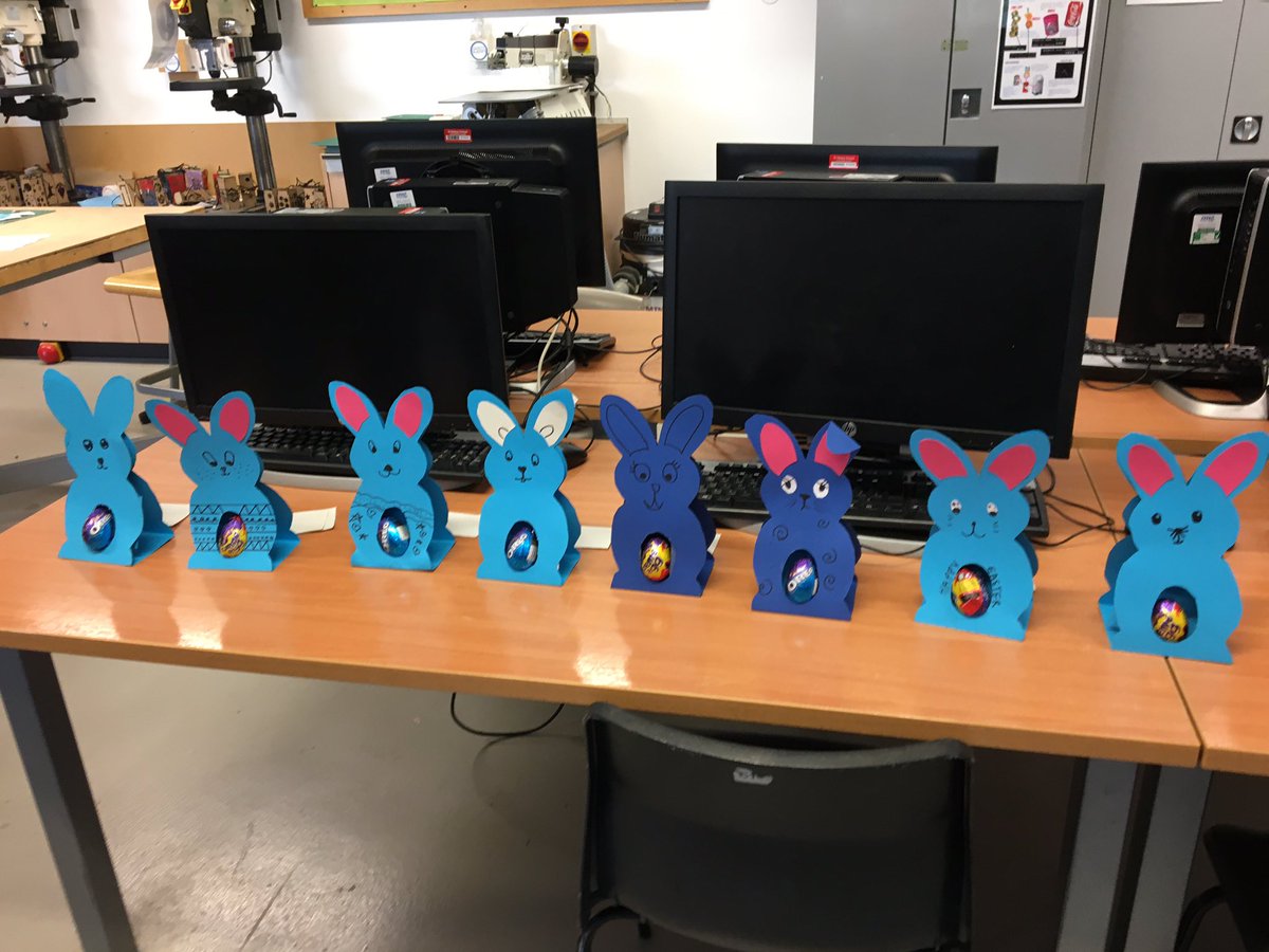 Well done to Eloise, Molly &amp; Pearl who came 1st, 2nd and 3rd in the D&amp;T House Challenge! Great effort by all who entered. 👏👏👏👏👏