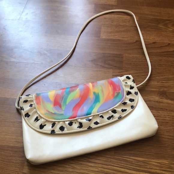 empire_d's tweet photo. So good I had to share! Check out all the items I'm loving on @Poshmarkapp from @madbwatson @tiannaposhstyle #poshmark #fashion #style #shopmycloset #vintage: https://t.co/HqdeYiBqQw https://t.co/tWuWEQwfLk
