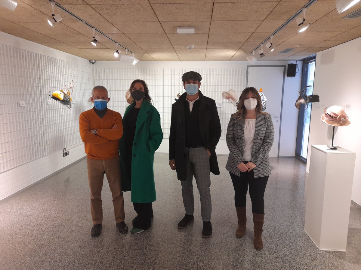 x.com/AytoLagunaDuer…
Inauguración de la exposición de Pablo y Mayaya en la casa de las Artes de Laguna de Duero.