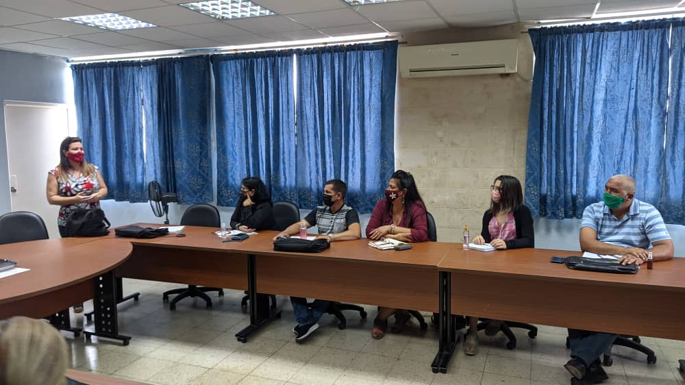 Adelaida_1930's tweet photo. Amplio debate en #CiegodeAvila   sobre la implementacion del #SIGERH resaltando la importancia de la calidad de la información introducida para garantizar el proceso de la jubilación digital con eficiencia.@MTSS_CUBA @ZamiraMTriana @Gemmaanduxmtss @JanetIsabel12 @maydy74 https://t.co/BUZOlDxB6D