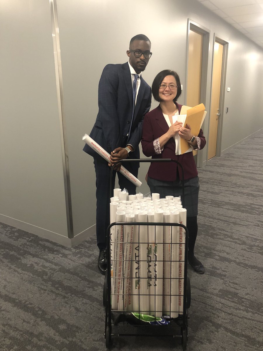 cmta's tweet photo. When you have a great team, anything is possible! Last week, Lawrence and Teresa shared beautiful #MFG artwork w/ our elected officials.
We are proud to represent 400 businesses from the entire MFG community who are #SafelyMakingCA while also generating more than $300B a year. https://t.co/3kcy55t3Kx