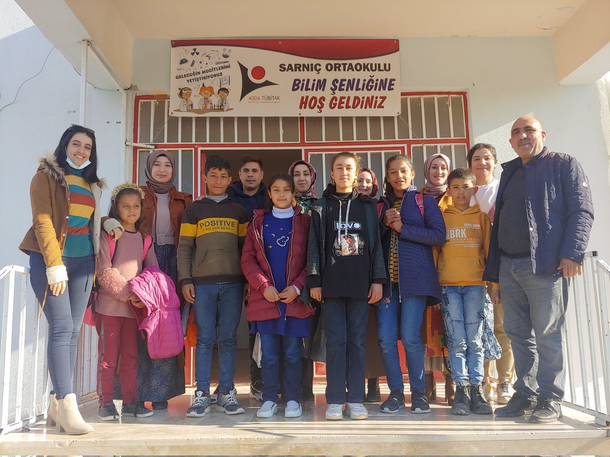 srnc_ilkorta's tweet photo. Okulumuzda "derse katılım, temizlik, dili etkili kullanma, sınıf içi davranış, kişisel düzen ve sosyal ilişkiler" kriterleri kapsamında 2 haftalık süreç sonunda 1. olan öğrencilerimize rehberlik servisi işbirliği ile sınıf rehber öğretmenleri tarafından ödülleri verildi. https://t.co/lppW5hRec9