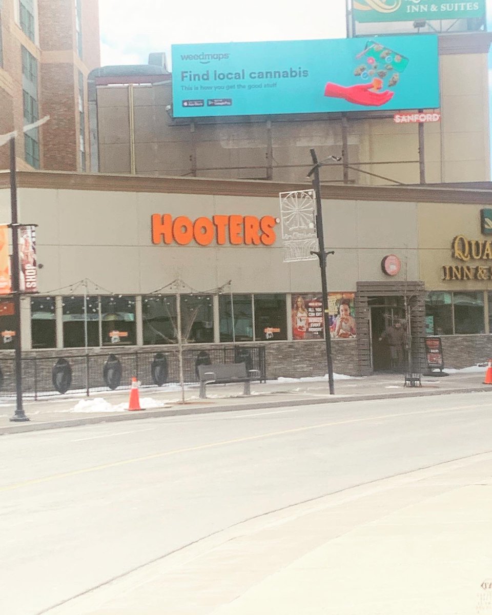 We’re in Canada babyyyy 🇨🇦❄️
Our tour starts TONIGHT! See you at <a href="/thesneakydees/">Sneaky Dees</a> !! Support from Cut Sleeve ❤️‍🔥❤️‍🔥 

Nova Twins: 9pm
Cut Sleeve: 8pm
