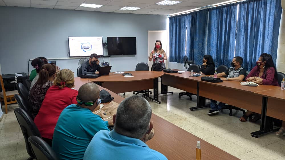 Adelaida_1930's tweet photo. Amplio debate en #CiegodeAvila   sobre la implementacion del #SIGERH resaltando la importancia de la calidad de la información introducida para garantizar el proceso de la jubilación digital con eficiencia.@MTSS_CUBA @ZamiraMTriana @Gemmaanduxmtss @JanetIsabel12 @maydy74 https://t.co/BUZOlDxB6D