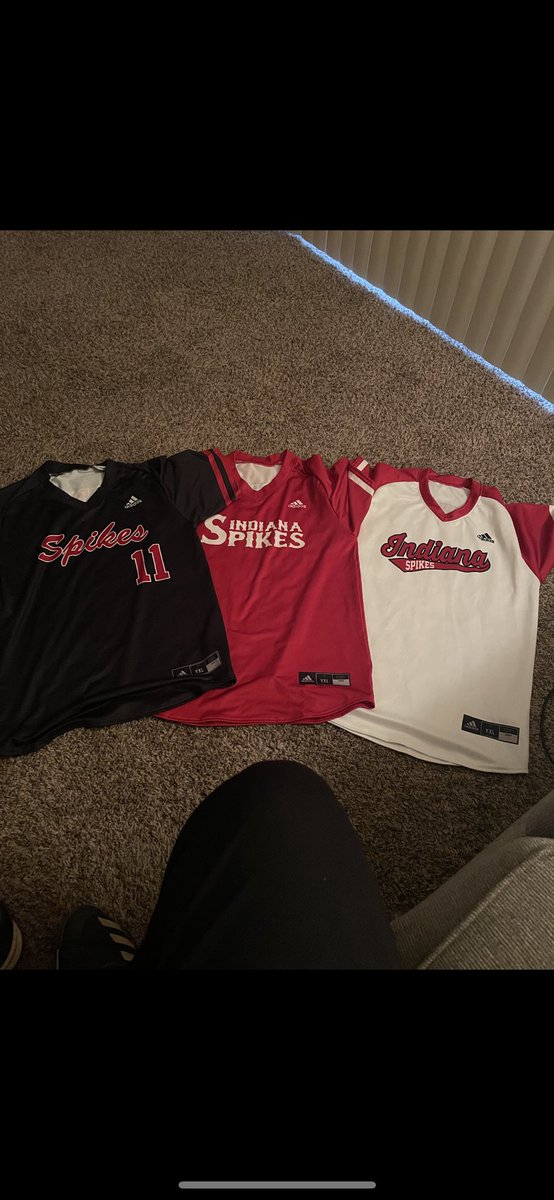 2027 Razorbacks Grey tweet media