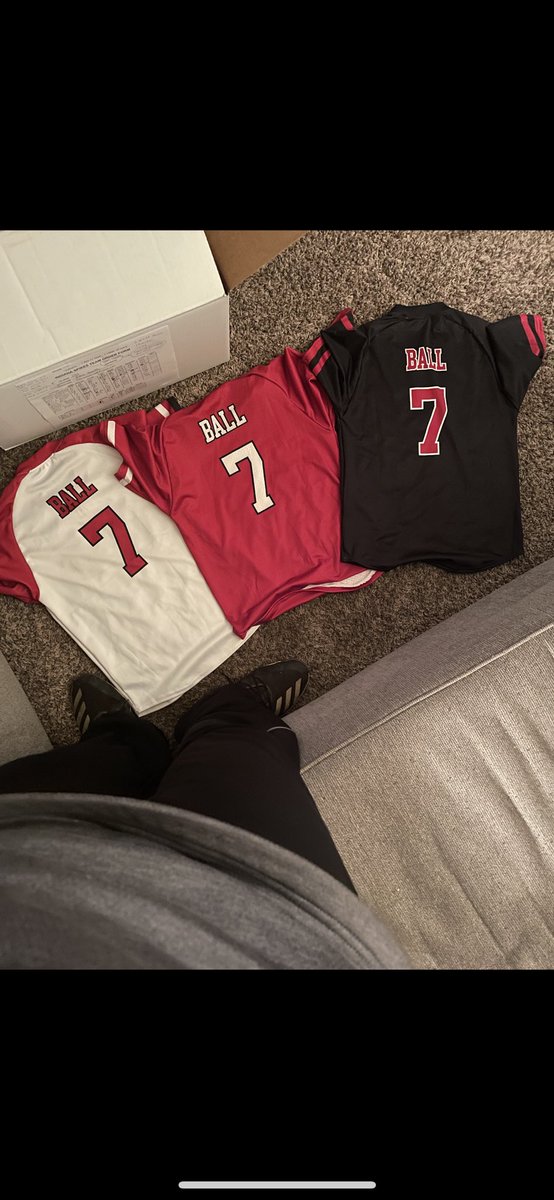 2027 Razorbacks Grey tweet media