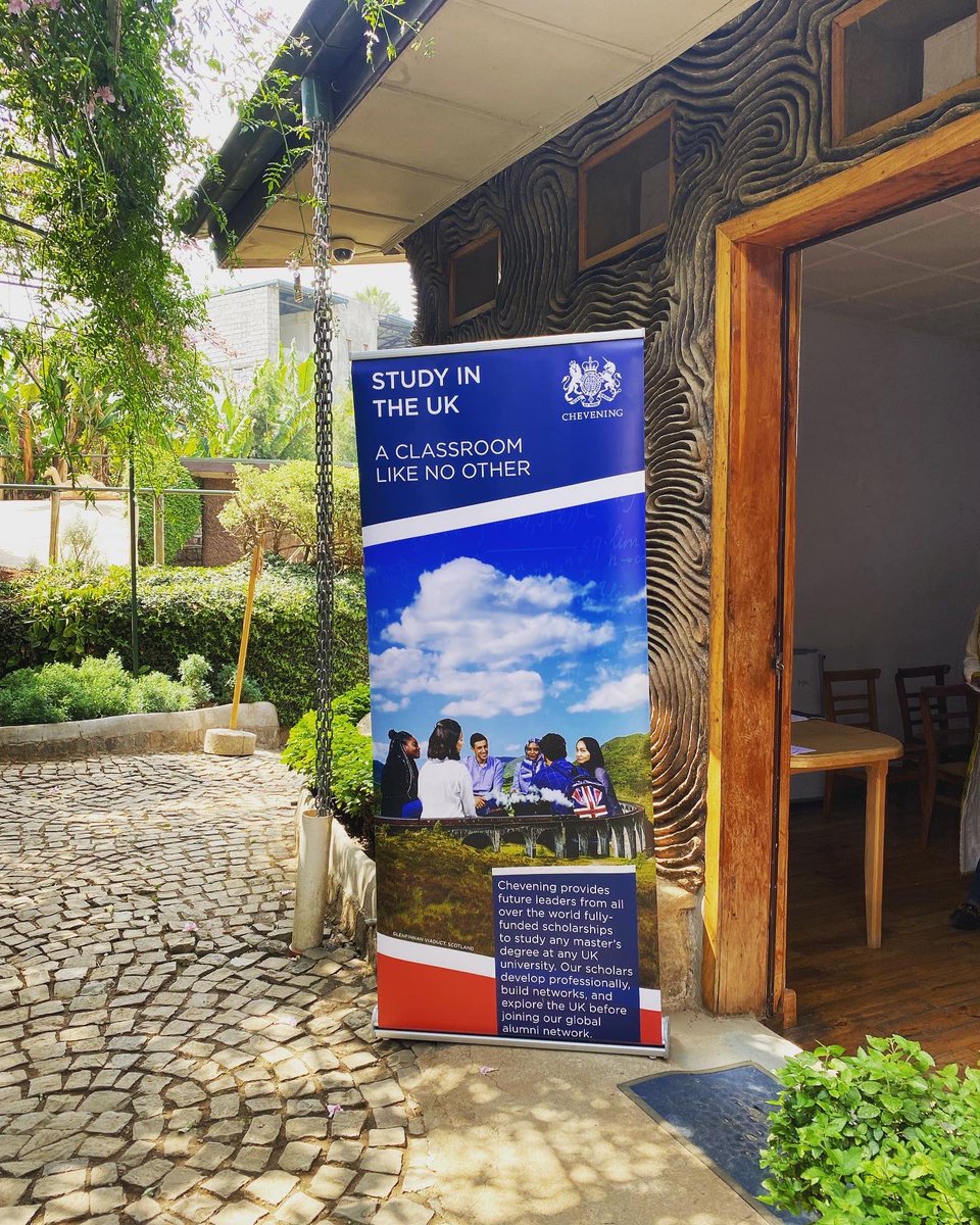 CheveningET's tweet photo. Last week, the leadership team organized the first networking event for alumni members at Zoma Museum 👥
.
. 
The team took this opportunity to organize an annual planning session with other members to set goals for the rest of the year 🗓 https://t.co/PDTwfDTkIr