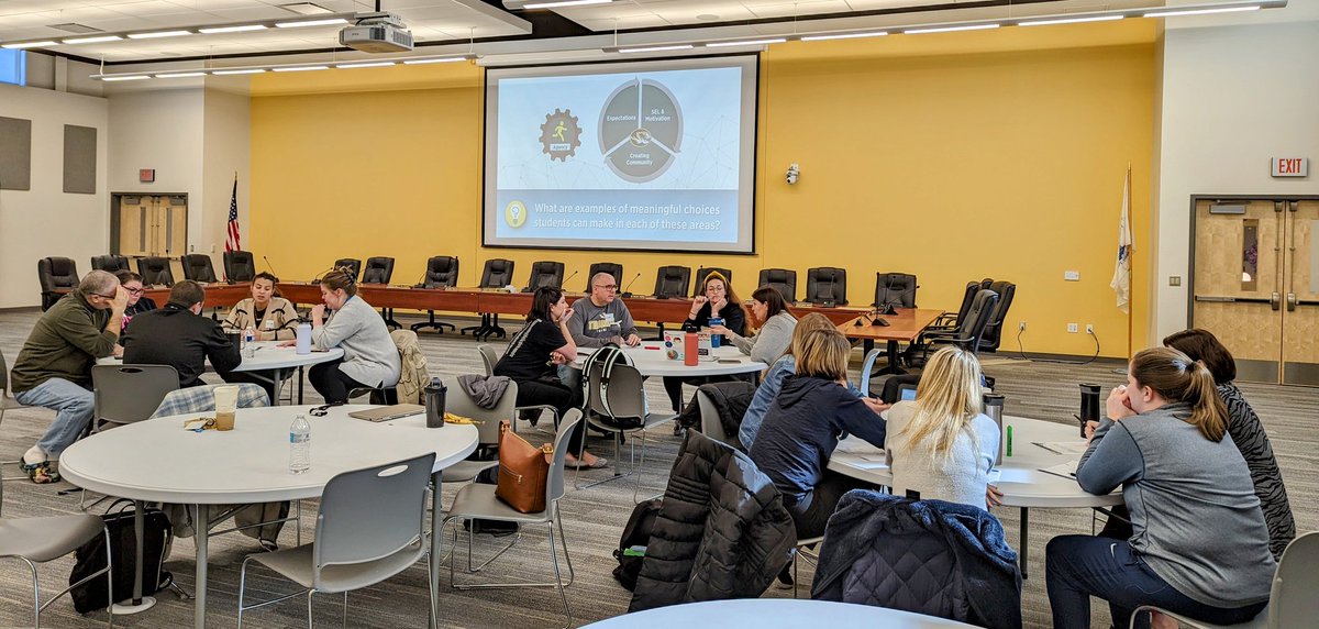 julia_skolnik's tweet photo. So proud of the amazing #TrumanThinkTank, working as a team to build 9th graders' sense of community, SEL, & motivation, rooted in brain science! Congrats on the Freshman Fun Fest & excited about what's next! ππ‘ @BristolTwpSD @TrumanTigerBTSD #tigerstrong @DMartesi @TrumanLutz https://t.co/ewupdHzMWW