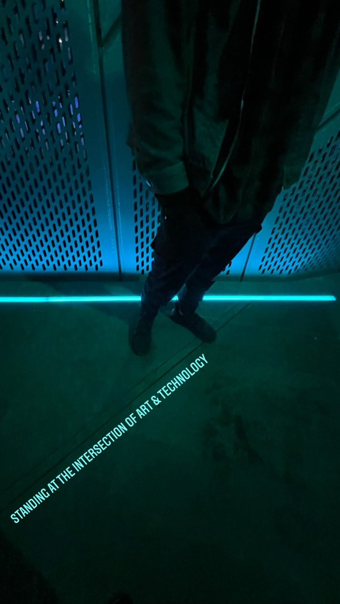 waveformexp's tweet image. Meeting @onyro_visuals &amp;amp; @gallotia_viz somewhere in the future 

#thesunsetspectacular #sunsetstrip #art #artinstallation