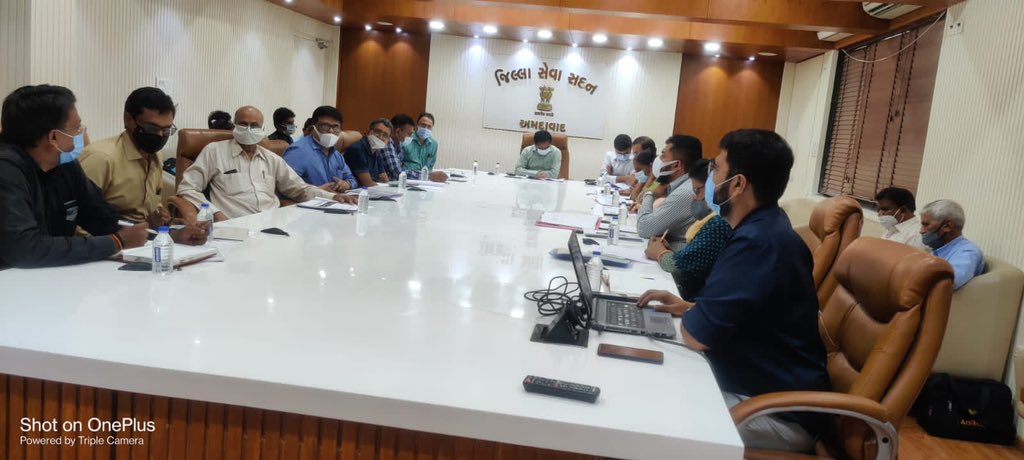 Ahmedabad Collector (@collectorahd) on Twitter photo આજ રોજ જિલ્લા ટીબી ફોરમની બેઠક સંબંઘિત અઘિકારીઓ સાથે યોજી, આ૫ણો જિલ્લો ટીબી મુકત બને અને ટીબીના તમામ પેશન્ટને તમામ સારવાર નિયમિત મળી રહે, કોઇ સરકારશ્રીના ટીબીની યોજનાઓથી વંચિત ના રહે તેવી શ૫થ લીઘી અને તેવી કામગીરી કરવા સૂચન કર્યું.<a href="/CMOGuj/">CMO Gujarat</a> <a href="/pkumarias/">Pankaj Kumar</a> @ahmedabad_info આજ રોજ જિલ્લા ટીબી ફોરમની બેઠક સંબંઘિત અઘિકારીઓ સાથે યોજી, આ૫ણો જિલ્લો ટીબી મુકત બને અને ટીબીના તમામ પેશન્ટને તમામ સારવાર નિયમિત મળી રહે, કોઇ સરકારશ્રીના ટીબીની યોજનાઓથી વંચિત ના રહે તેવી શ૫થ લીઘી અને તેવી કામગીરી કરવા સૂચન કર્યું.<a href="/CMOGuj/">CMO Gujarat</a> <a href="/pkumarias/">Pankaj Kumar</a> @ahmedabad_info