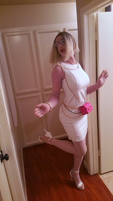 💋🌈 Bubbly Happy Pretty Dancy Blondy🌈💋 https://t.co/rWzh7KhoK3<a href="/tag/dollface"class="tags"><span>#dollface</span></a><a href="/tag/sissy"class="tags"><span>#sissy</span></a><a href="/tag/realdoll"class="tags"><span>#realdoll</span></a><a href="/tag/feminization"class="tags"><span>#feminization</span></a><a href="/tag/bimbofication"class="tags"><span>#bimbofication</span></a>