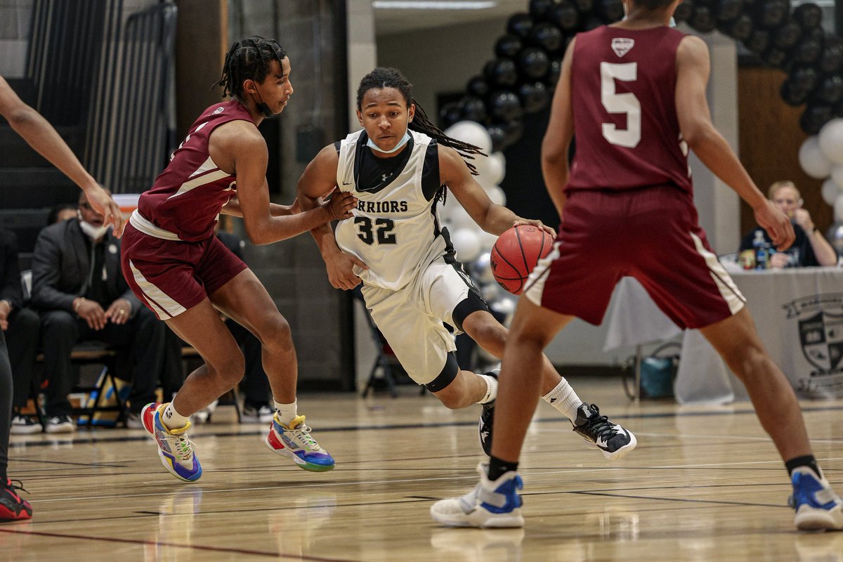 max_ishikawa's tweet image. .@JustinCase10085 
Class of 2022, 5’10”, 185lbs Guard

youtu.be/FCVwuq5XwLQ