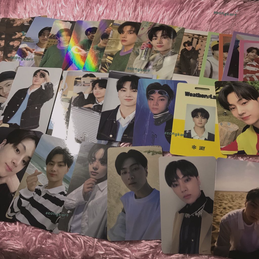 seongkart's tweet photo. ic interest check ph.

selling my babies since i badly need funds esp my four prios n iniyakan k bago makuha :(( will post claiming tweet soon ++ meron p other inclu sa set pls see thread !

🛒 enhypen heeseung jay jake sunghoon jungwon sunoo ni-ki dimension dilemma enconnect pc https://t.co/kk1mWG4515