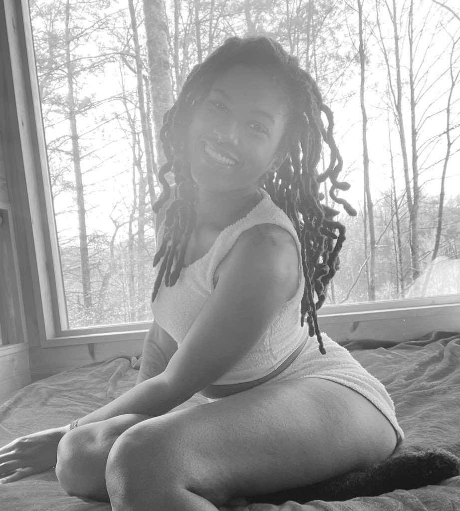 checkedupcee's tweet photo. no stress
no worries
I love it here 🖤 https://t.co/KBD67hWecK