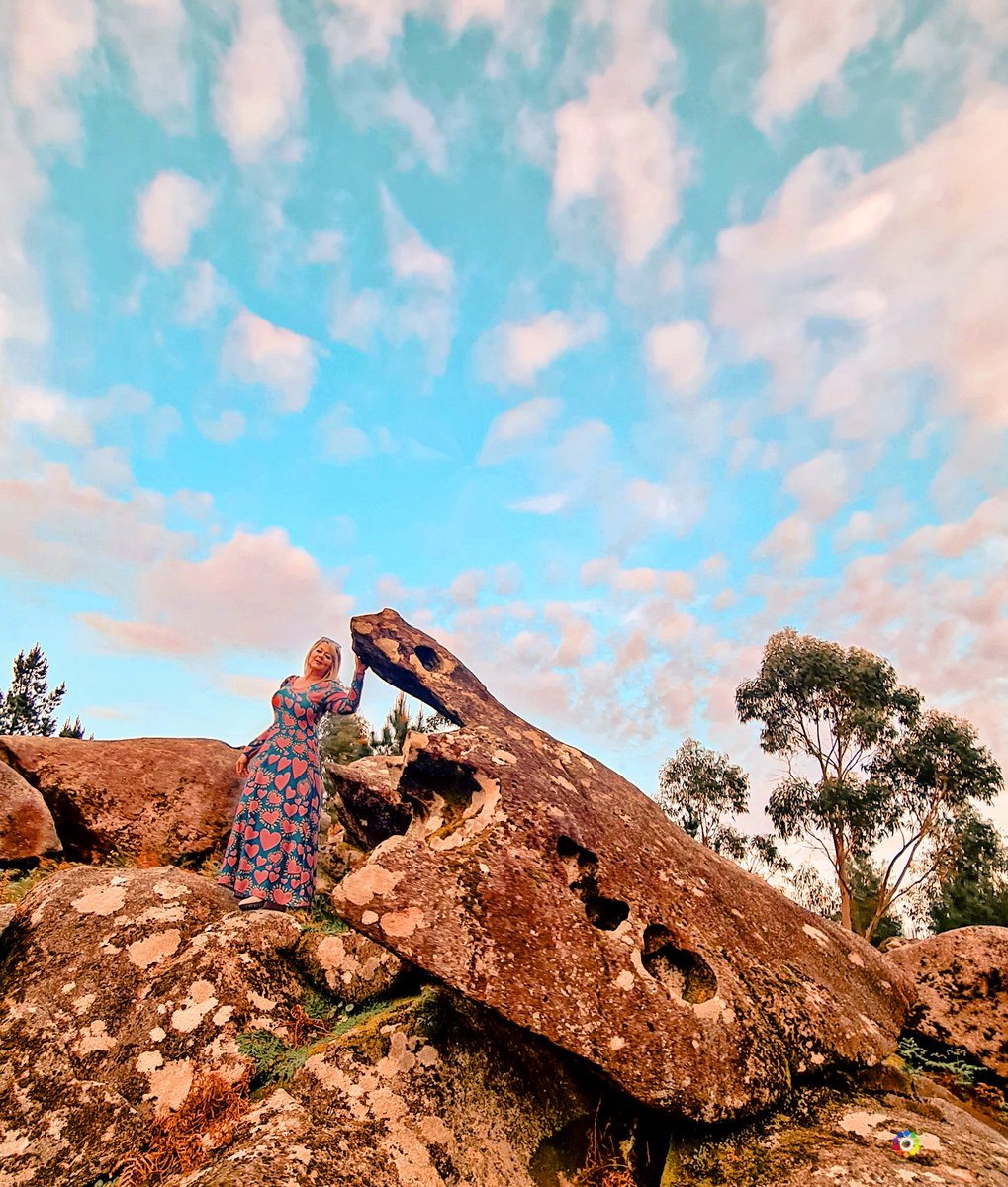Ruta por 3 miradores de las #RíasBaixas en el concello de Poio .
Toda la info aqui➡️m.facebook.com/story.php?stor…
<a href="/turisriasbaixas/">Turismo Rías Baixas</a> <a href="/ConcellodePoio/">Concello de Poio</a> <a href="/TurismodePoio/">Visita Poio</a> <a href="/TdePontevedra/">Terras de Pontevedra</a> #Galicia #visitagalicia #spain #visitspain