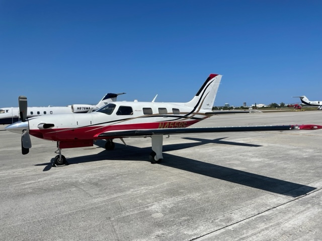 LinearAir's tweet photo. Linear CEO, Bill Herp, hopped on an a Piper Meridien turboprop with Karl from Great Flight (and a great flight it was), headed from West Palm Beach (PBI) to Sarasota (SRQ). Perfect weather for a cross-state day trip.
#pbi #srq #florida #aviation #airtaxi #flyprivate #turboprop https://t.co/GhNycVOsps