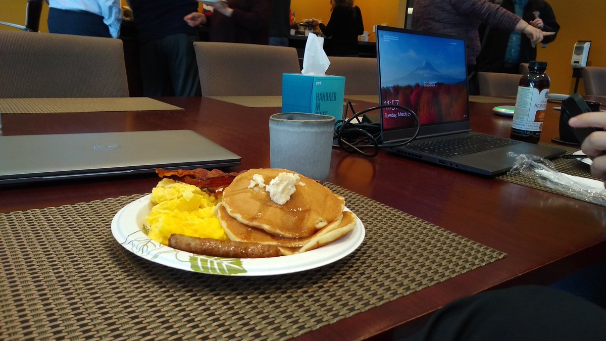 jsmoor_'s tweet photo. @IHOP and @pepsi have always been a favorite during staff meetings. #ShowUsYourStack #PepsiSweepstakes https://t.co/3sXyWqXUGm