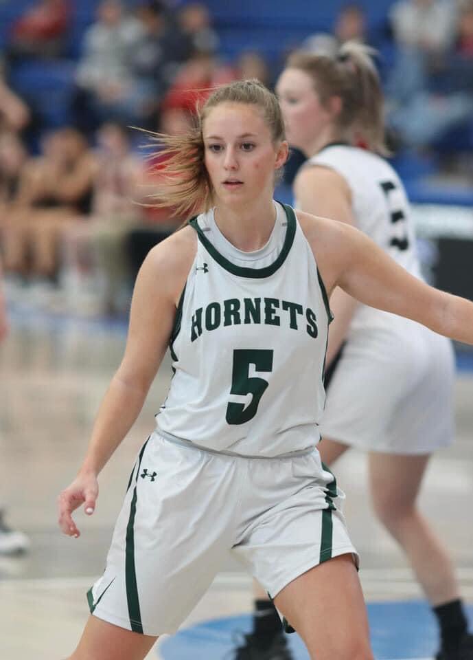 MrScott_Minerva's tweet photo. 🏀 Congratulations #MalvernPride All-Ohio Basketball Selections! 

⭐️ Second Team- Senior Michael Minor, 17.9 PPG
⭐️ Special Mention- Junior Maddie Powers, 21.0 PPG
⭐️ Honorable Mention- Senior Lanie Bower, 11.0 Points Per Game

@maddie_powerss @lanie_bower @Michael_Minor21 https://t.co/Tz7fFjlHoA