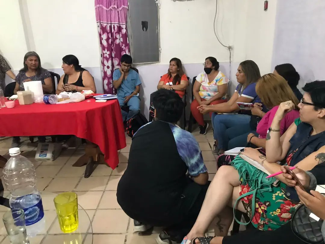 matria_sde's tweet photo. 2da reunión organizativa del Foro Feminista y Latinoamericano 2022 🌈💜

Las organizaciones nos preparamos para el segundo foro feminista en Santiago! 🔥
Seguimos organizando actividades por y para el movimiento de mujeres ☀️ https://t.co/313Im9KXZA