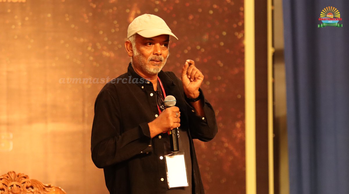 avmmasterclass's tweet photo. 🐅ON-STAGE STORIES🐅 
Day 1
 
Subbiah Nallamuthu's "Machli" was the first time a tiger's natural death had been documented. Machli, a Royal Bengal tiger, is the subject of the film. The audience was in awe of Subbiah sir's commitment and meticulousness

#avmmasterclass2022 https://t.co/91JQUhJ3E3