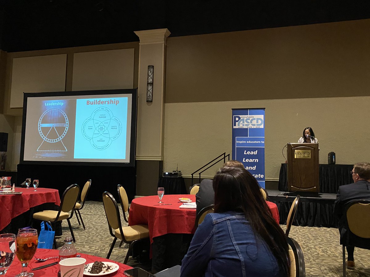 stevenlin83's tweet photo. @Robyn_Mindsteps &the concept of #Buildership in school improvement. Leaders help define vision & invite others to “come.” That begs the question:
“Do we know why we are here?”
What’s our purpose? And why are we not trying to impact change for 100% of students?!
#PASCD2022 https://t.co/B1fOaM5smn