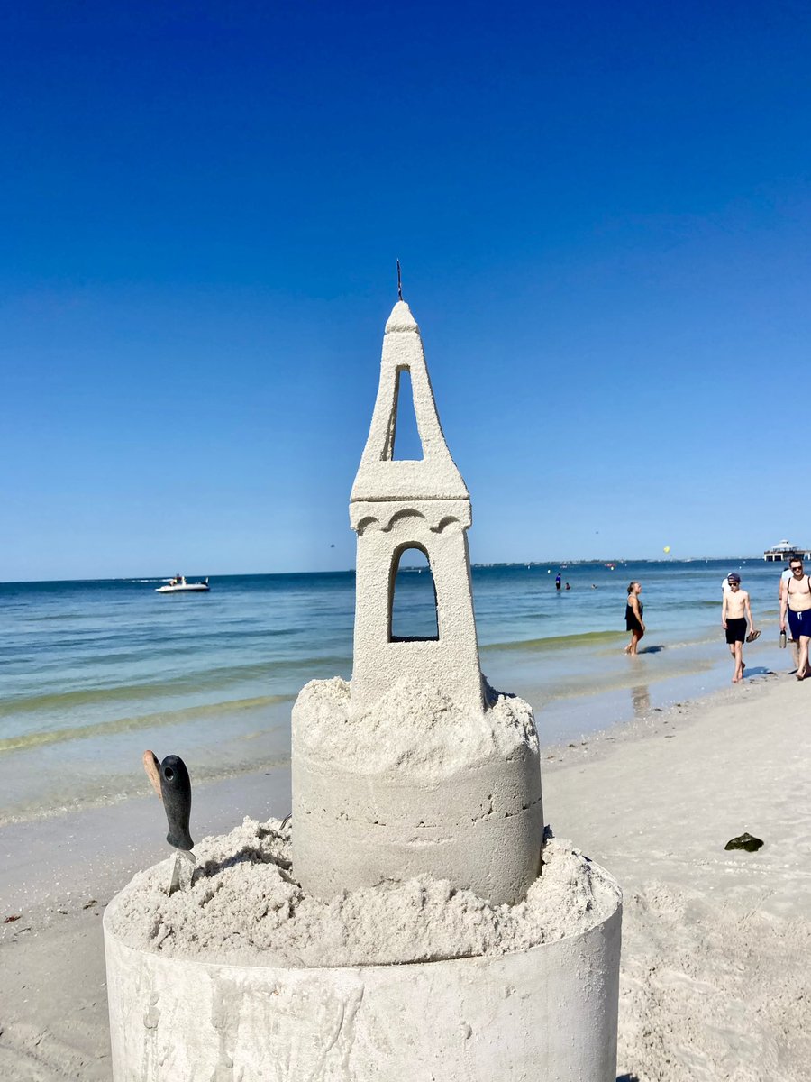 thelanikai's tweet photo. ☀️🛕Sandsculptor #edthesandman is on our LK beach today carving up some windows in which he plans to capture the sunset! Stop by & see him carve in action or view him from our live beach cam!🌺
🌴💻 Link: https://t.co/e5KFXaaFtT
#lifeinparadise #oldflorida #publicwelcome https://t.co/2KsJ35RsEi