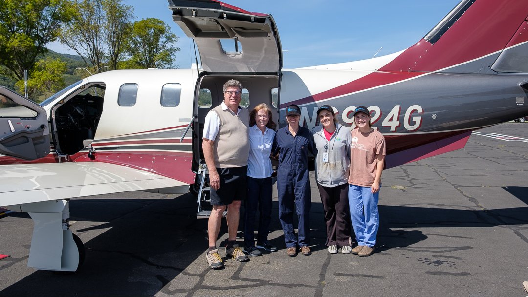 UpwellTurtles's tweet photo. Thank you #TurtlesFlyToo for transporting 7 stranded #seaturtle specimens from the @OregonState Marine Mammal Institute and @ORCoastAquarium to the @TMMC for a research-focused necropsy session to learn more about the health status of cold-stunned sea turtles on the Pacific coast https://t.co/pN4UvvgHmr