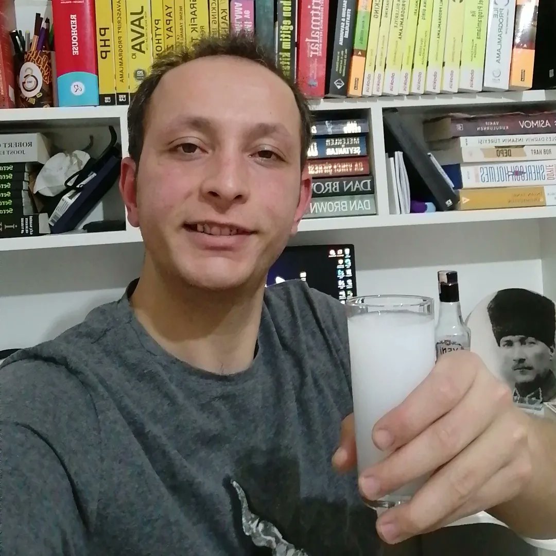 Gönüllerimiz güzel olsun kardeşlerim başka hiç bir şey önemli değil..