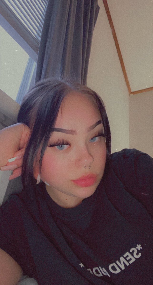 valentina8jones's tweet photo. free task for you losers, retweet my posts &amp; get me to 100 followers. 😋

#findomnl #findomme #finsub #findom #humanatm #geldslaaf #loser #moneyslave https://t.co/AgT8PAcmw9