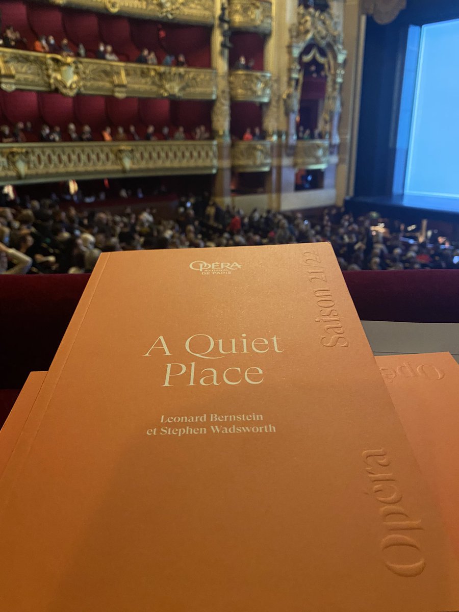 CazesAngele's tweet photo. Après distribution de tracts un moment de détente #Culture #FamillyTime avant le dernière ligne droite. #AQuietPlace Leonard Bernstein et Stephen Wadsworth
#Happy
#EmmanuelMacronavecvous https://t.co/jPUnaiWWmu
