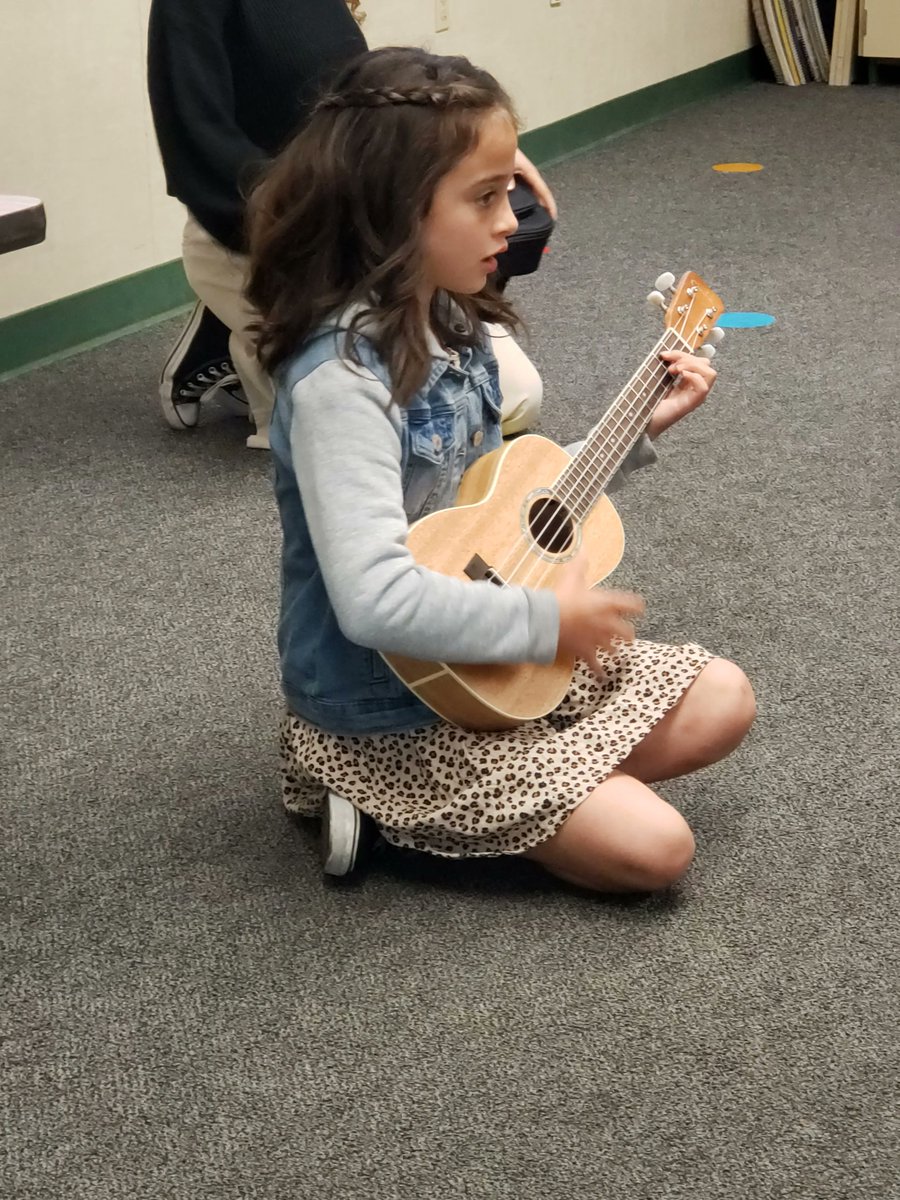 CastaicUSD's tweet photo. Itโs music to our ears to hear itโs #MusicinOurSchoolsMonth! We are pleased to offer music programs at all of our schools! #WeAreCUSD https://t.co/VpkZDFONMD