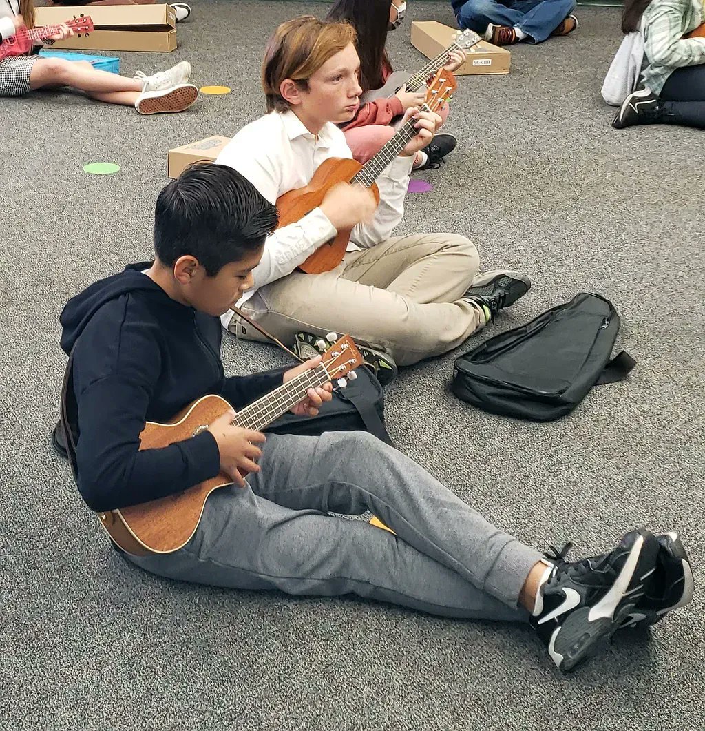CastaicUSD's tweet photo. Itโs music to our ears to hear itโs #MusicinOurSchoolsMonth! We are pleased to offer music programs at all of our schools! #WeAreCUSD https://t.co/VpkZDFONMD