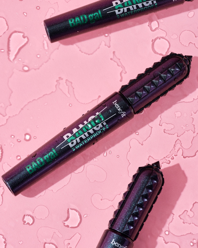 BenefitBeauty's tweet image. XTREME-ly excited to announce our 2 NEW eye essentials! 🥳🎉⁠
⁠
〰 NEW #theyrereal Xtreme Precision Liner⁠
💦 NEW #BADgalBANG Waterproof volumizing mascara⁠

Shop &amp;amp; learn more here ➡️ bit.ly/3iDTDkA