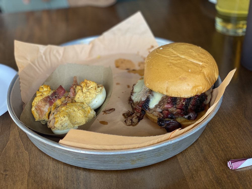 Happiness is a seat at this table 🤩 What's your go-to order?
.
lockhartsbbq.com ⁣
⁣⁣📞 248-584-4227⁣⁣ ⁣⁣
🚗 UberEats⁣⁣

#LockhartsBBQ #RealBBQ #MichiganEats #BBQ #RoyalOak #BBQlovers #Barbecue #BBQaddiction #OpenWeStand