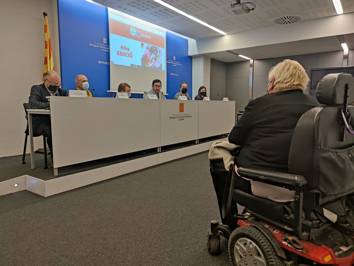 ercpaeria's tweet photo. Presentació de la 40a edició de la Cursa de la Paràlisi Cerebral @cbalafiaaremi 👏🏼 L’objectiu és recaptar fons per les persones usuàries de l’Associació Aremi🧑‍🦽Aquest any torna a ser presencial després de dos anys d'aturada per la pandèmia i es durà a terme el dia 24 d’abril 🔜 https://t.co/GtaoZfeDR8